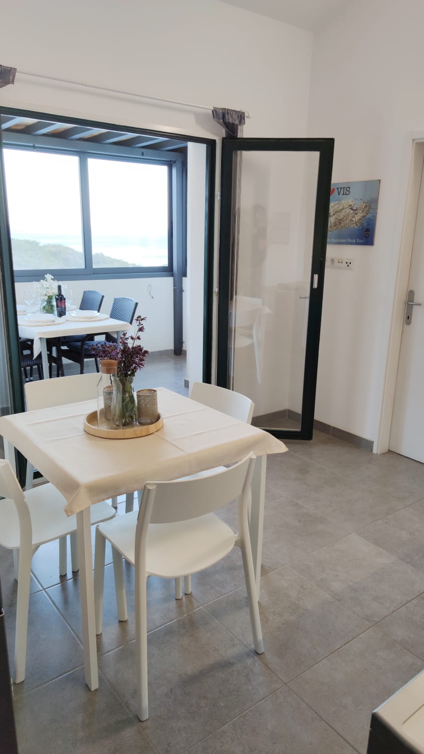 Apartment More 3 - House More, Vis