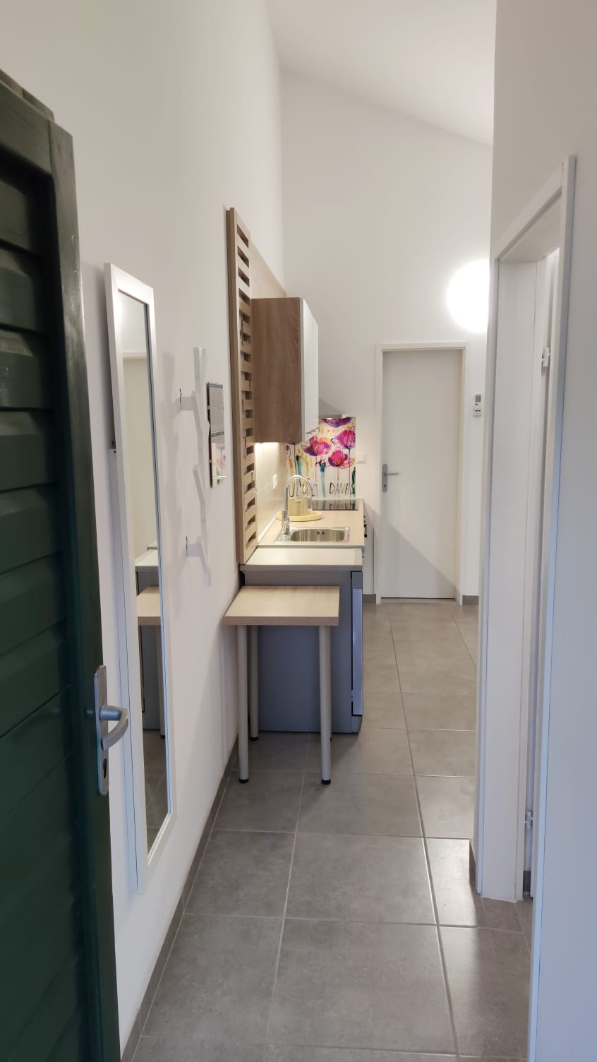 Apartment More 4 - House More, Vis