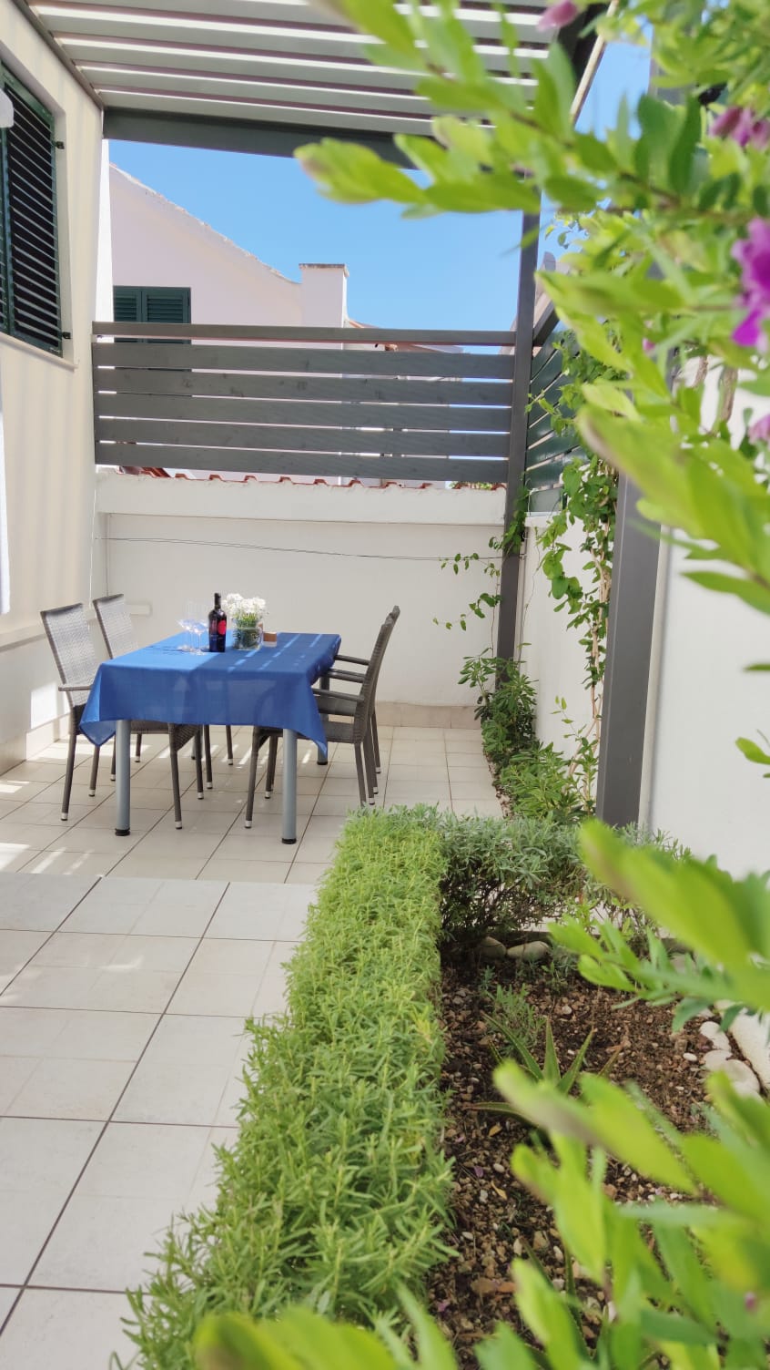 Apartment Riba 2 - House Riba, Vis